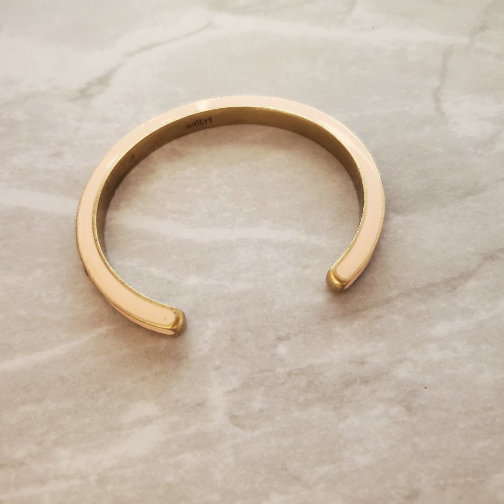 🎀 J.Crew Light Blush Rhinestones Crystal Enamel Cuff Bracelet 🎀 - Picture 8 of 10